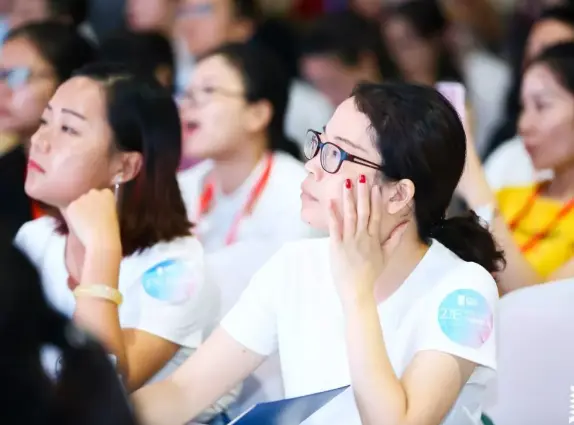 产品经理大会丨虞坚：2019全球及中国美妆市场最新机会看这里！ 配图